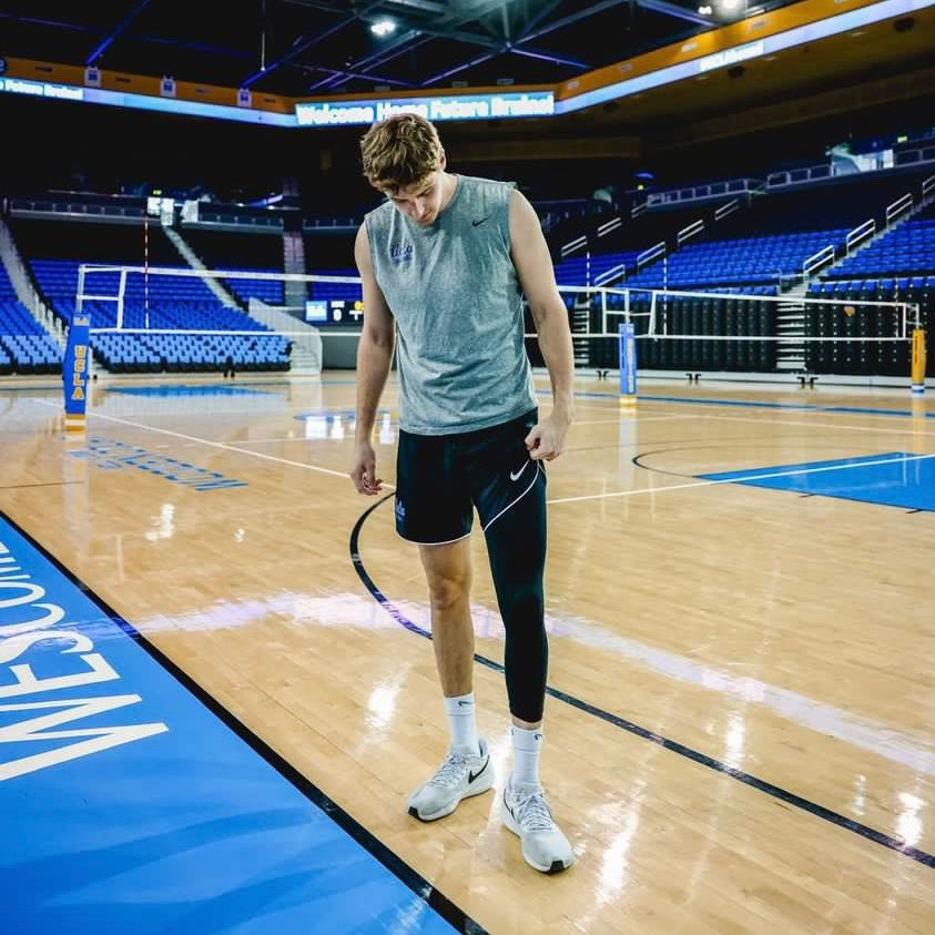 What Do Compression Pants Do and Who Should Wear Them? – LVLS